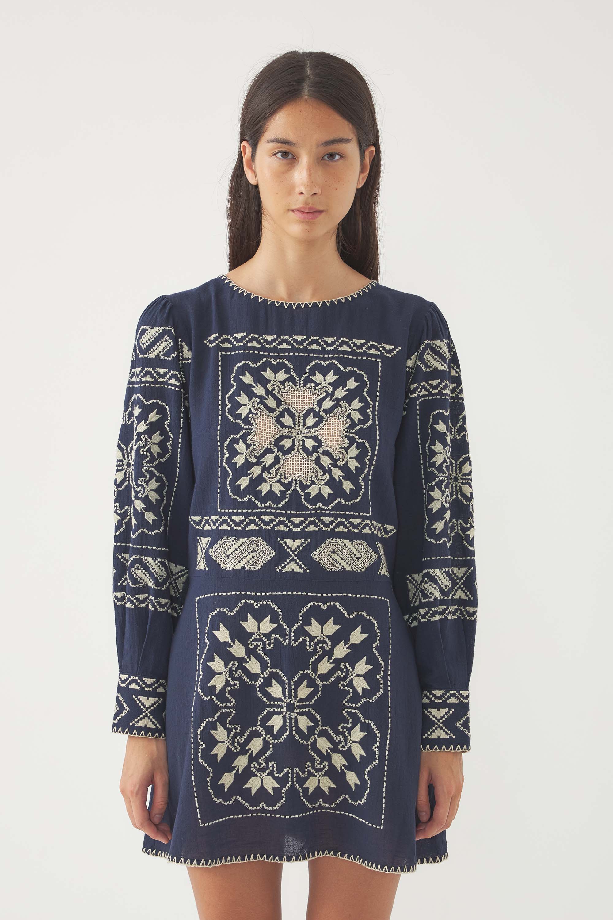 Langes besticktes Kleid Milos