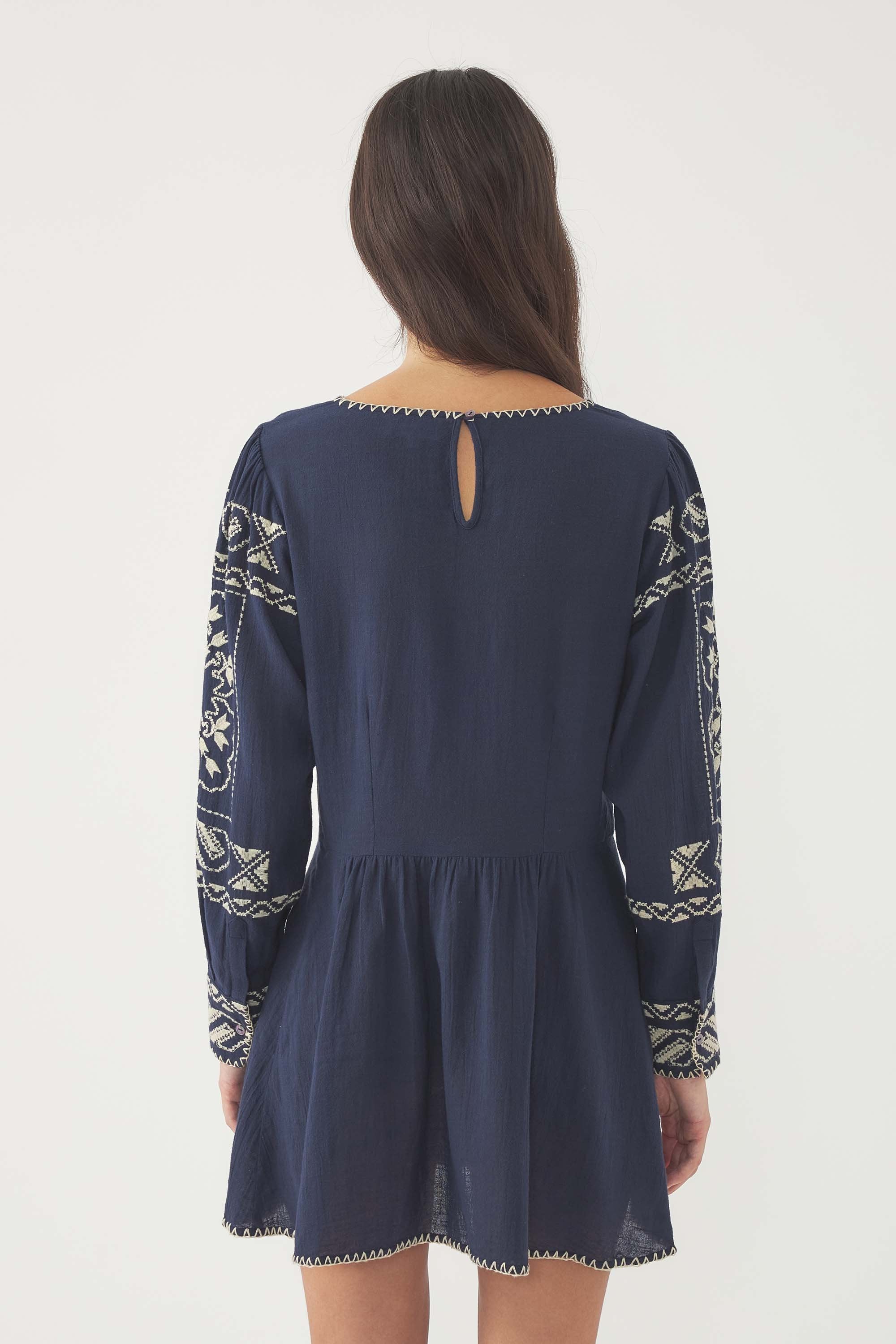Langes besticktes Kleid Milos