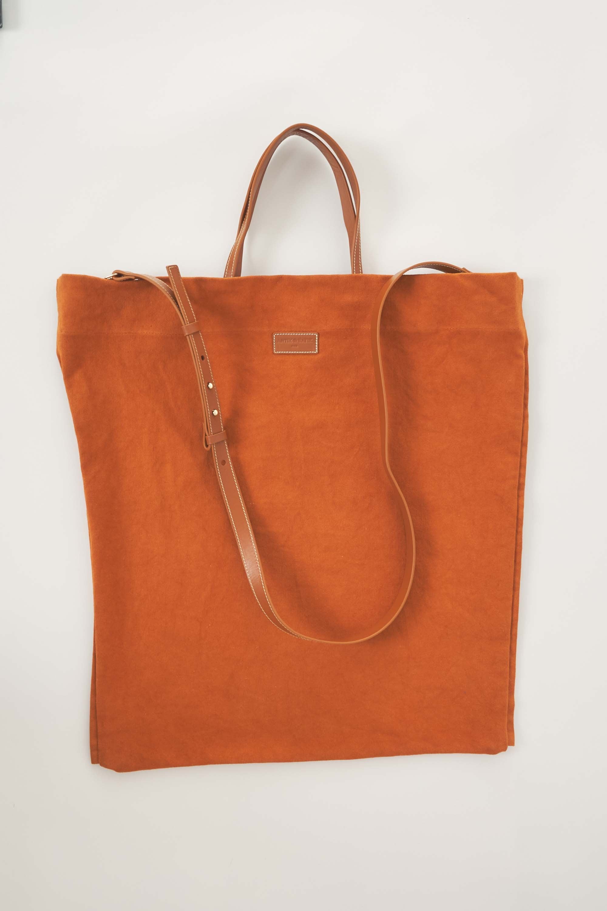 Signature Tote Ben
