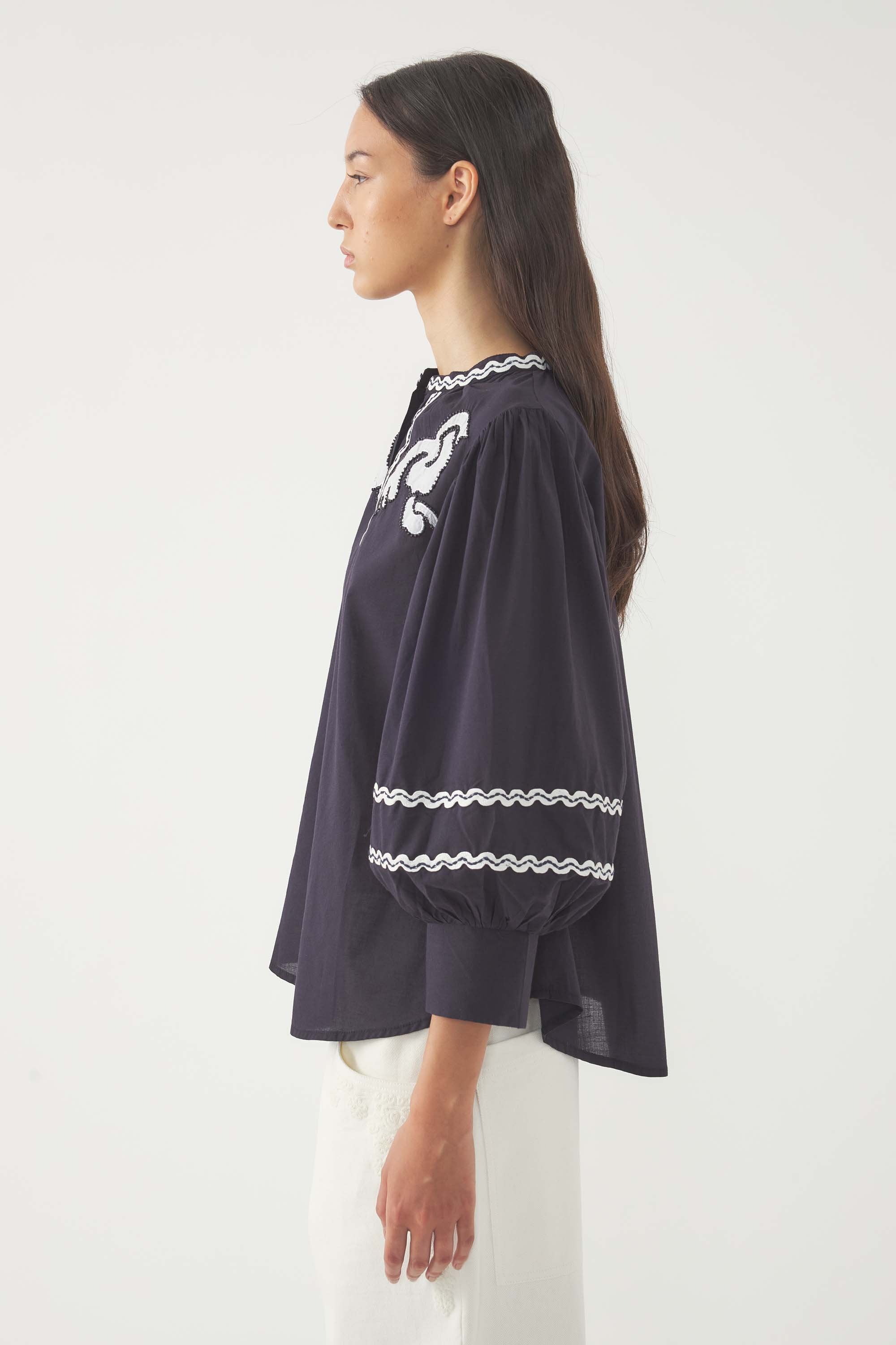 Blusa bordada Dalli
