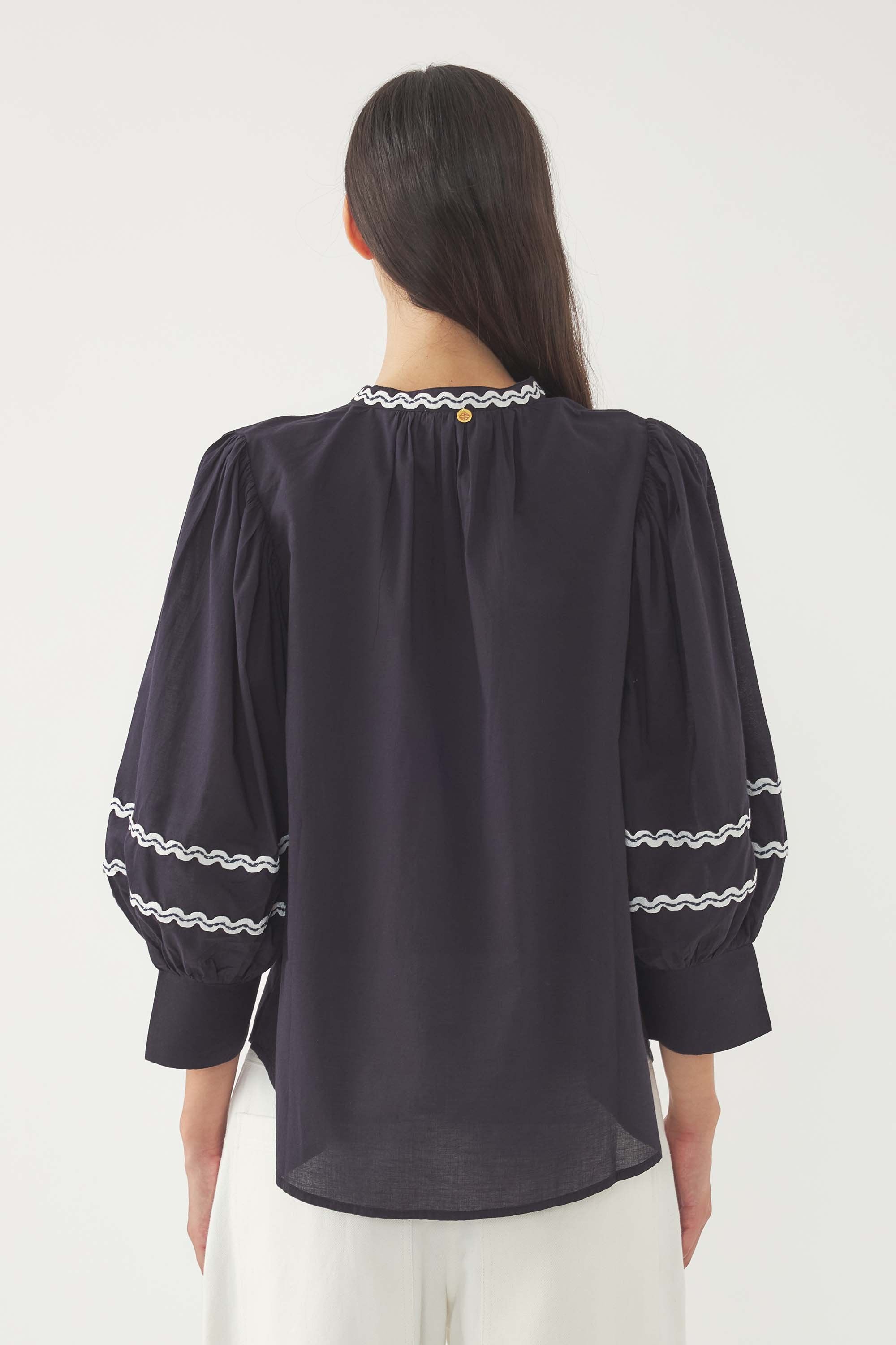 Blusa bordada Dalli