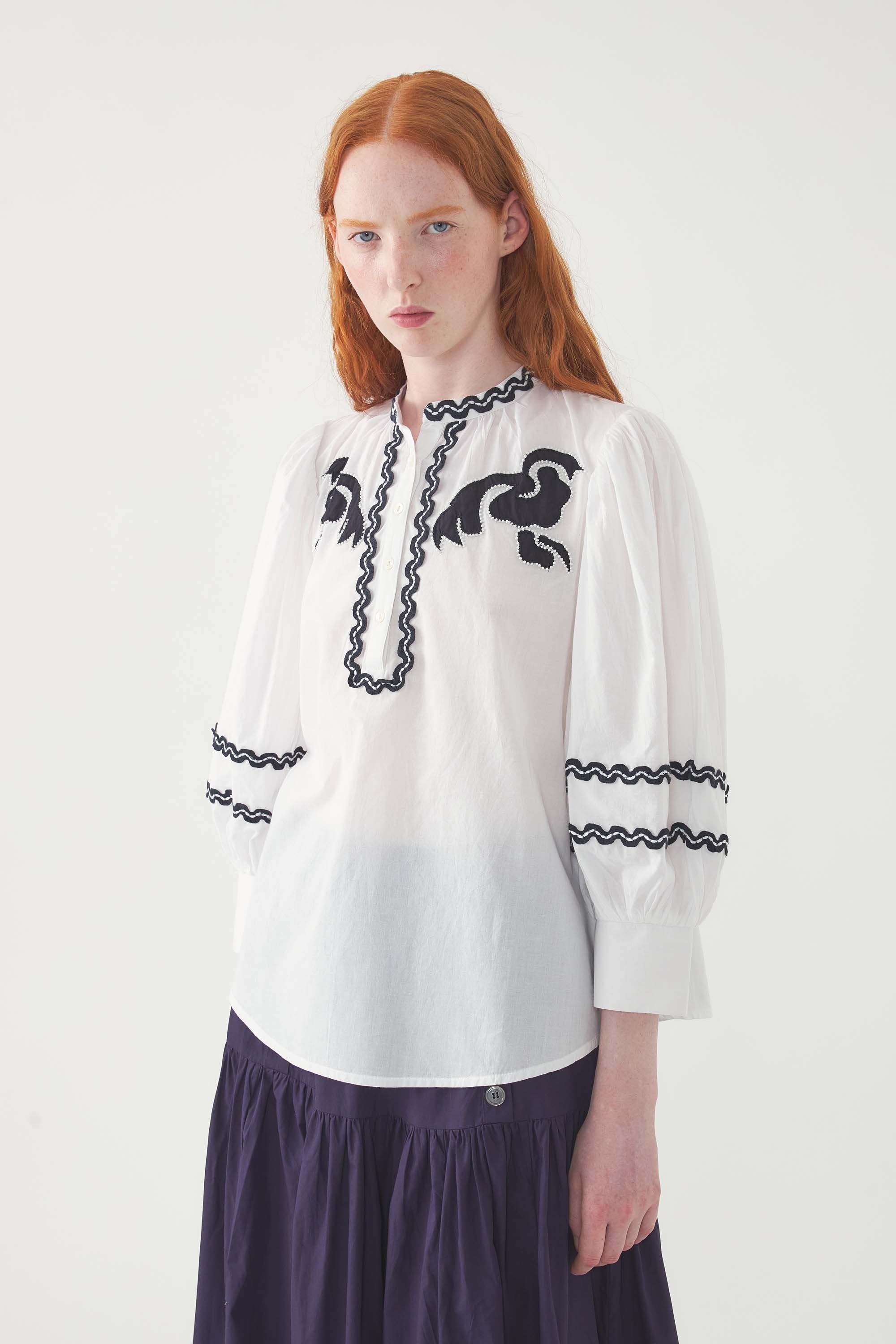 Blusa bordada Dalli