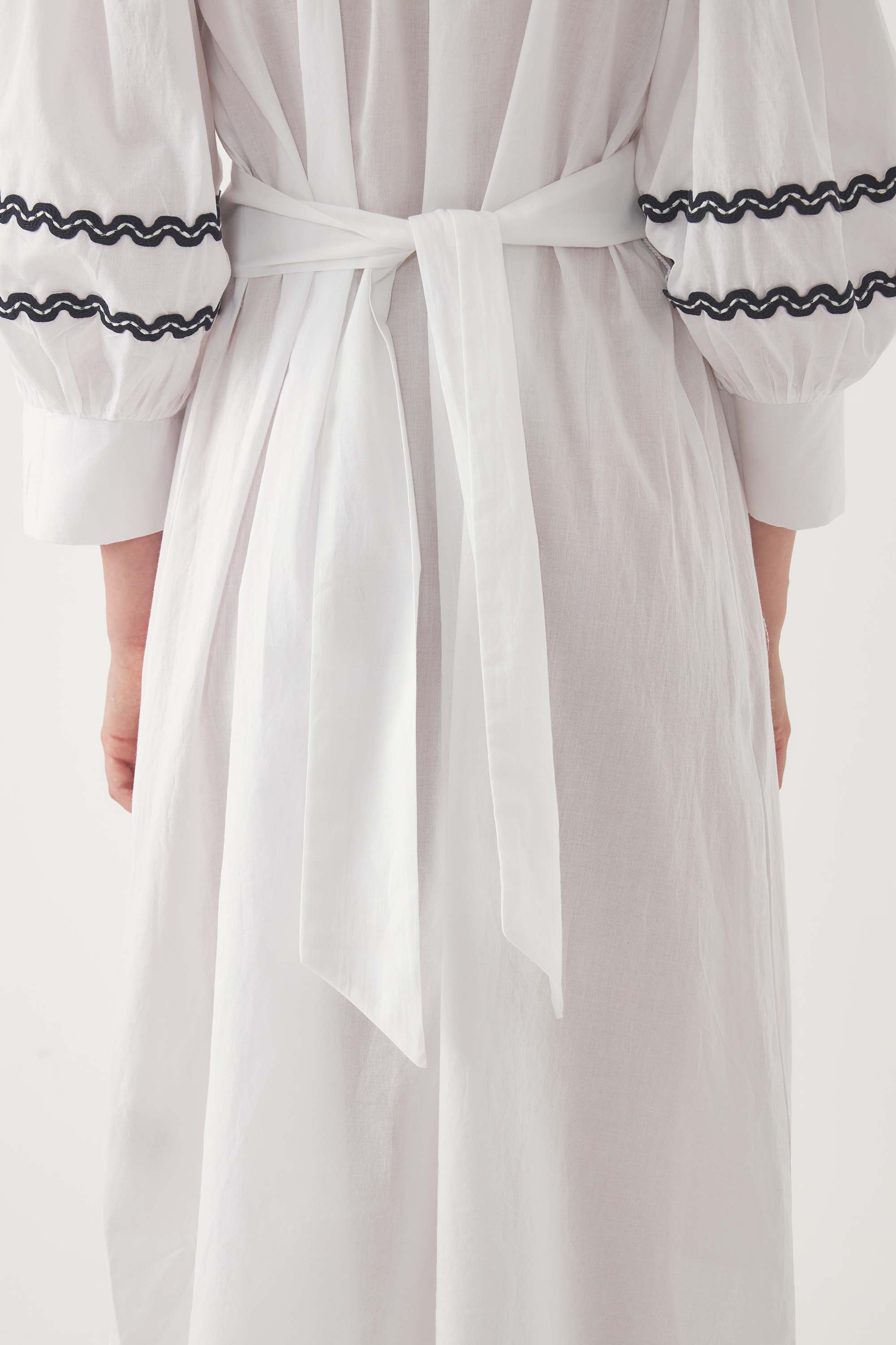 Vestido bordado Dalli