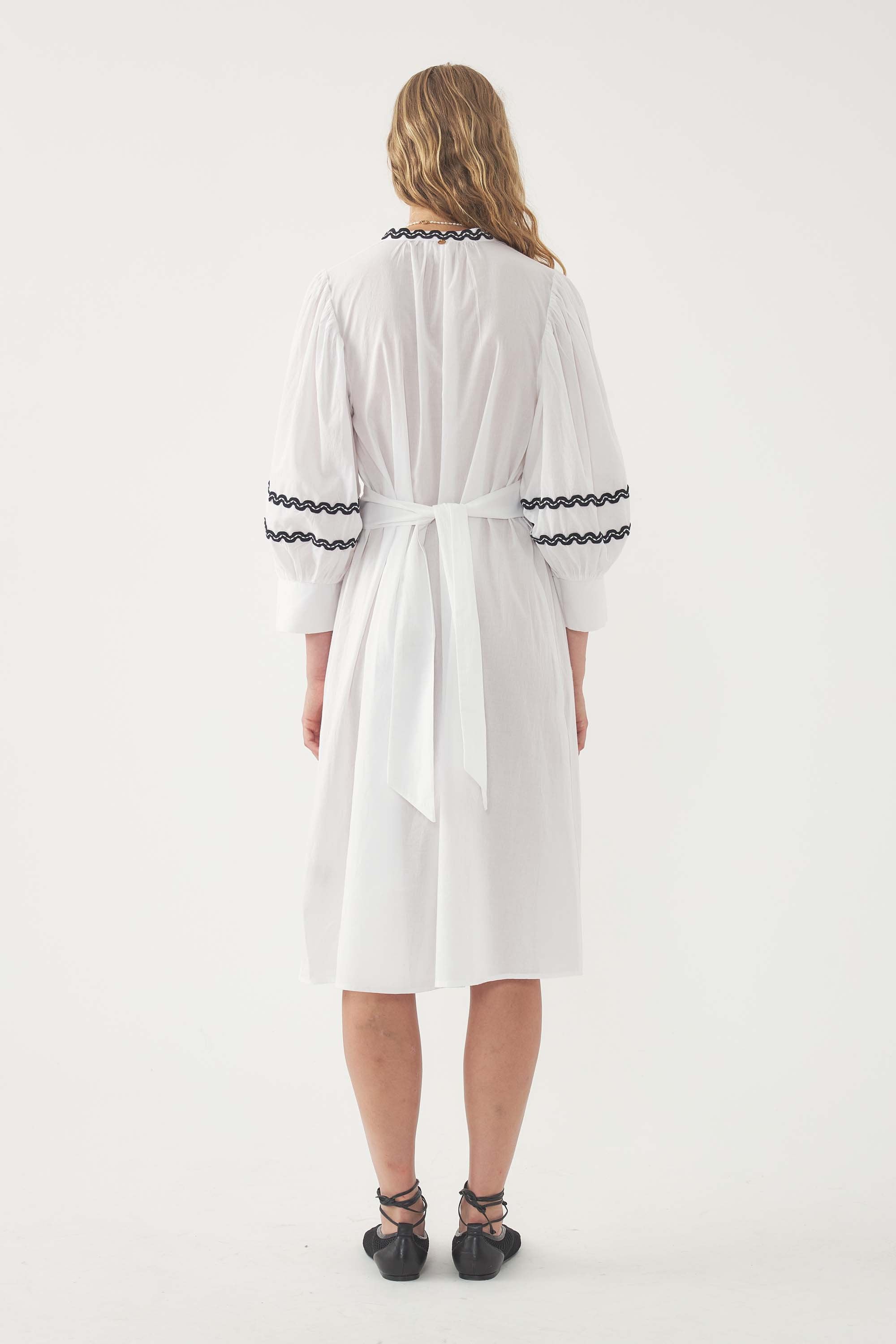 Vestido bordado Dalli