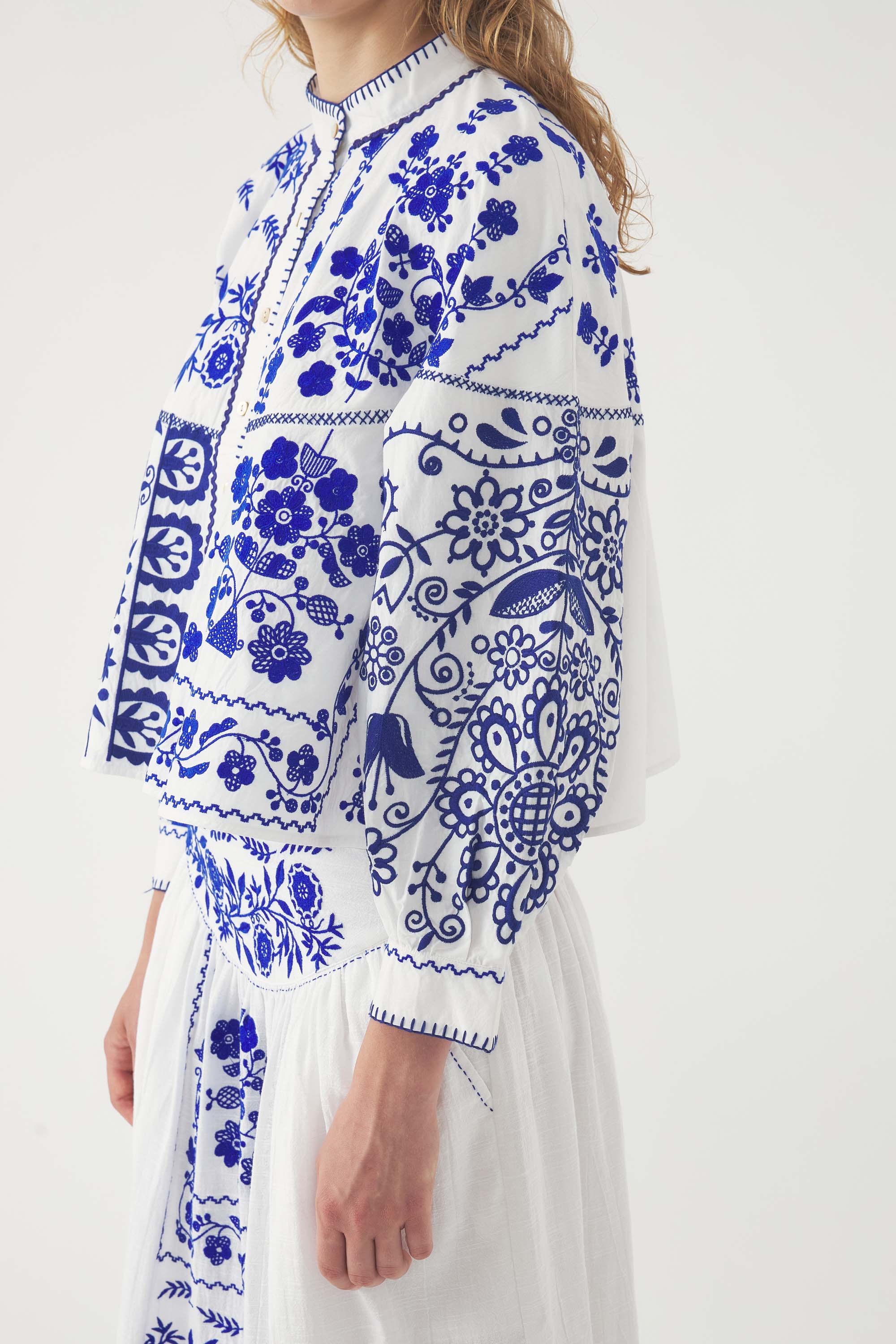 Blusa bordada Mamie