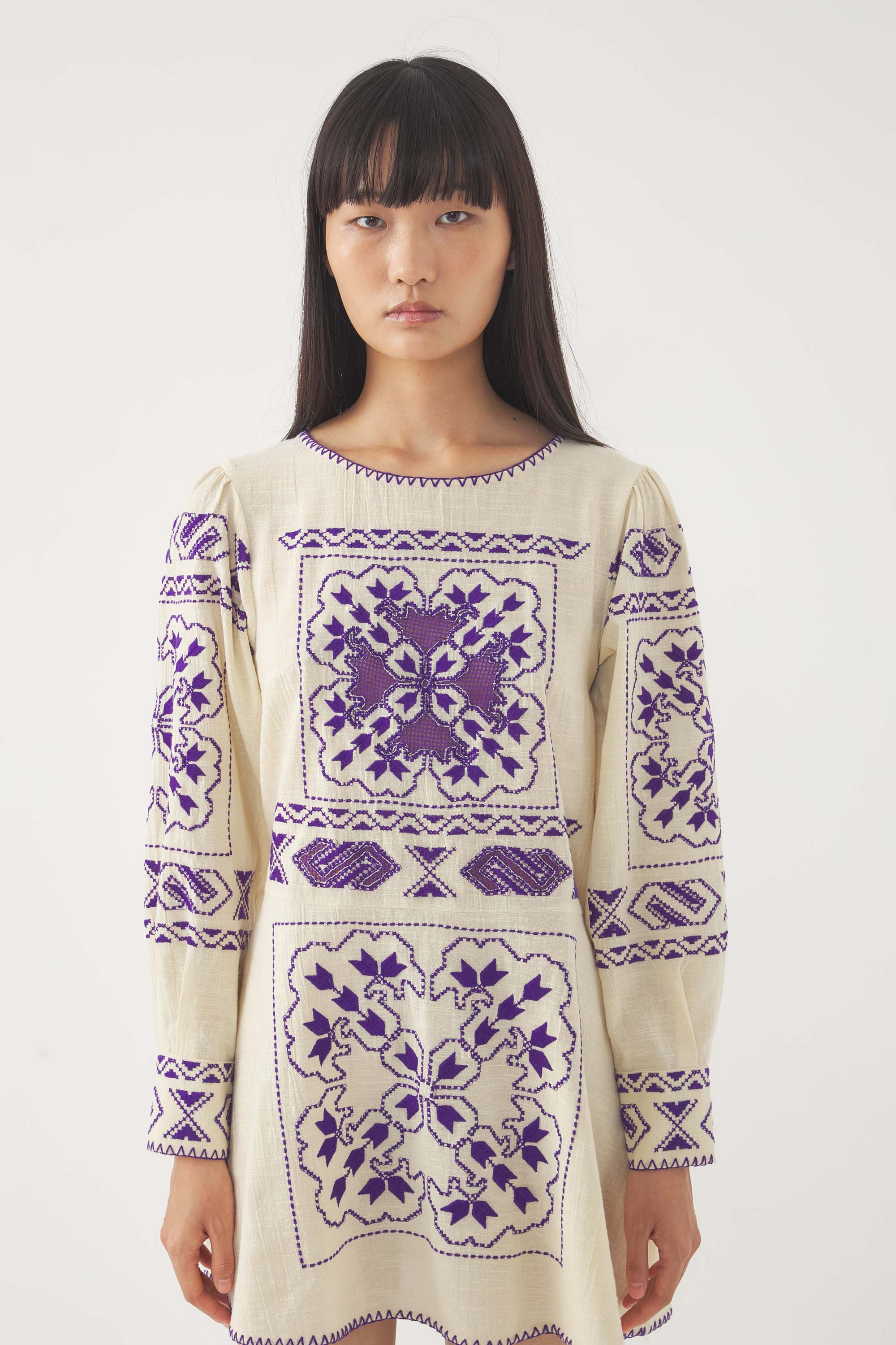 Langes besticktes Kleid Milos