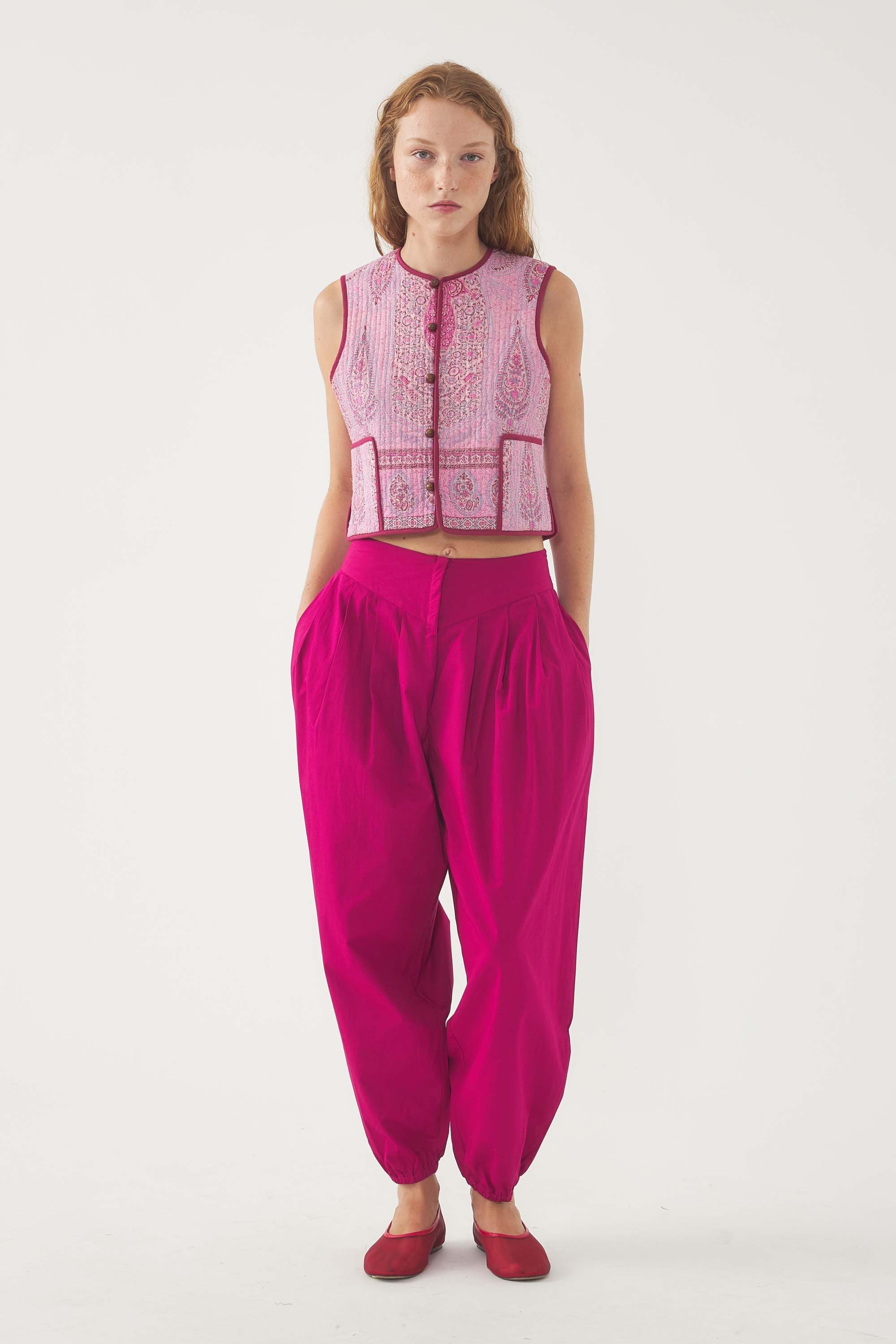 Vest Taya